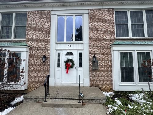 apt-7-95 Carriage Dr, Orchard Park, NY, 14127-1823 | Card Image