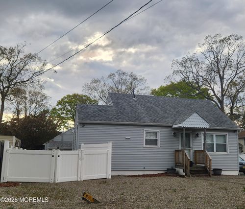 366 Church Rd, Brick, NJ, 08723-6402 | Card Image