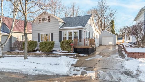 624 E Quincy Street, NEW LONDON, WI, 54961 | Card Image