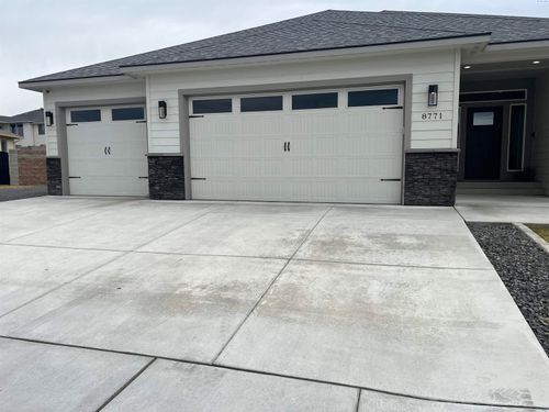 8771 W 11th Avenue, Kennewick, WA, 99337 | Card Image