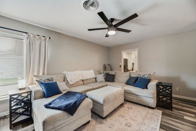 2003 Cypress St, House other with 3 bedrooms, 2 bathrooms and null parking in Gainesville TX | Image 13