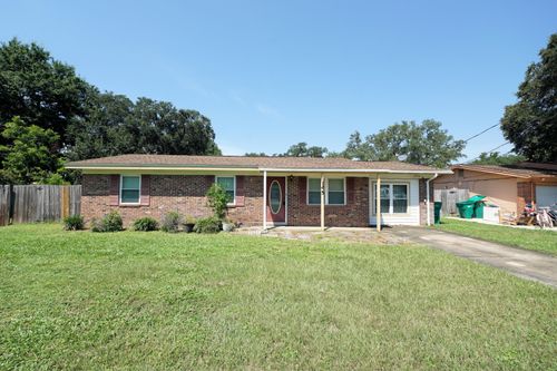 45 11th St, SHALIMAR, FL, 32579-2035 | Card Image