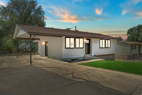 9420 S Streatham Rd, Sandy, UT, 84070-3244 | Card Image