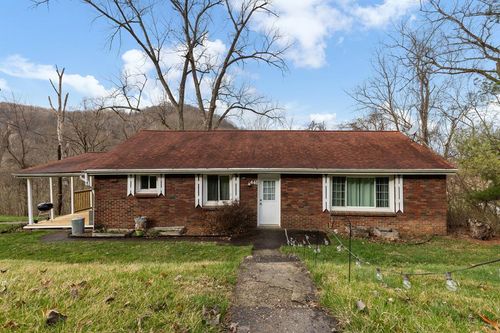 441 Big Grave Creek Rd, Moundsville, WV, 26041-5022 | Card Image