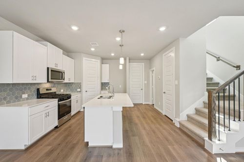 3223 Quiet Sunset Dr, Houston, TX, 77080-2775 | Card Image