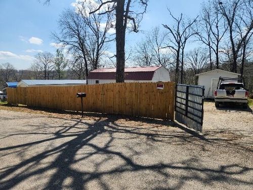 143 3rd St, Rockaway Beach, MO, 65740-9655 | Card Image