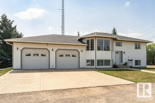 5322 49 Ave, Andrew, AB, T0B0C0 | Card Image