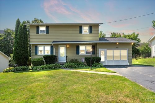 105 Dubiel Ave, Syracuse, NY, 13209-1420 | Card Image