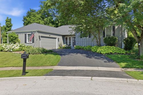 1483 Pebblestone Cove, Wheaton, IL, 60189 | Card Image