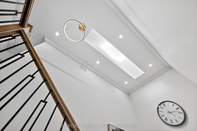 33 Maple St, House other with 4 bedrooms, 5 bathrooms and 5 parking in Ajax ON | Image 23