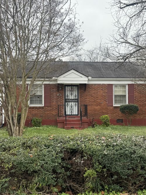 2713 Aspen Dr, Nashville, TN, 37208-1220 | Card Image