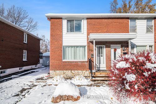 {{alt}} | Card Image