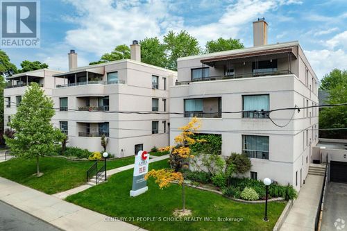 9-873 Avenue Road, Toronto (Yonge-Eglinton), ON, M5P2K5 | Card Image