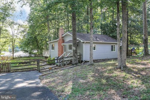 139 Woodland Dr, STAFFORD, VA, 22556-1235 | Card Image