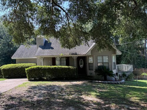 207 Pinoak Ct W, Crestview, FL, 32539-8317 | Card Image