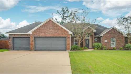 57 Red Maple Ct, Lake Jackson, TX, 77566-4450 | Card Image