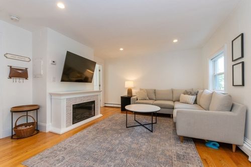 apt-2-12 Salem Street Ave, Boston, MA, 02129-3045 | Card Image