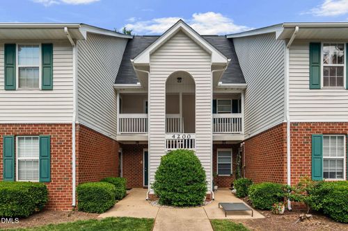 4222 Wellington Ridge Loop, Cary, NC, 27518-8802 | Card Image