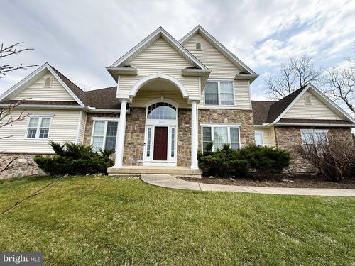 248 Ivy Hill Dr, STATE COLLEGE, PA, 16801-8902 | Card Image
