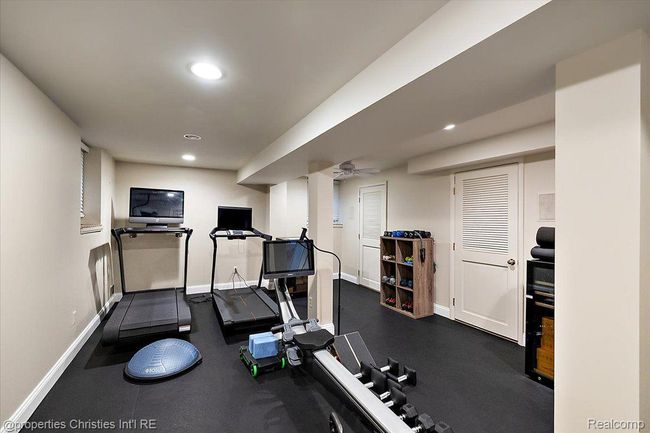 4889 Ardmore Dr, House other with 4 bedrooms, 4 bathrooms and null parking in Bloomfield Township MI | Image 47