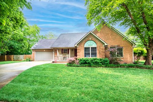 453 Gleneagles Way, Versailles, KY, 40383-1865 | Card Image