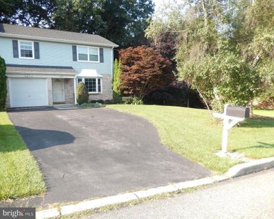 219 Llandovery Drive, Home with 3 bedrooms, 2 bathrooms and null parking in EXTON PA | Image 1