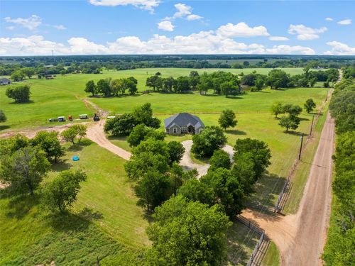638 County Road 337, Rosebud, TX, 76570-2125 | Card Image