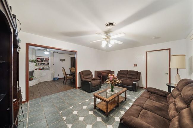 220 Brand Ln, House other with 3 bedrooms, 2 bathrooms and null parking in Stafford TX | Image 10