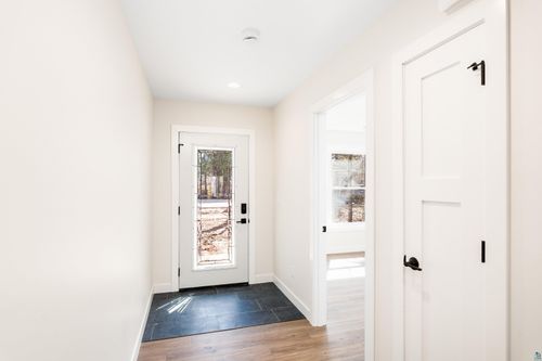 3817 Fountain Gate Dr, Duluth, MN, 55811 | Card Image