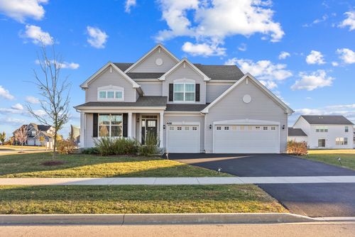 668 Bramore Ln, Yorkville, IL, 60560-8065 | Card Image