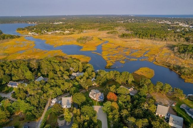62 Baxter St, House other with 3 bedrooms, 2 bathrooms and 6 parking in Dennis Port MA | Image 37