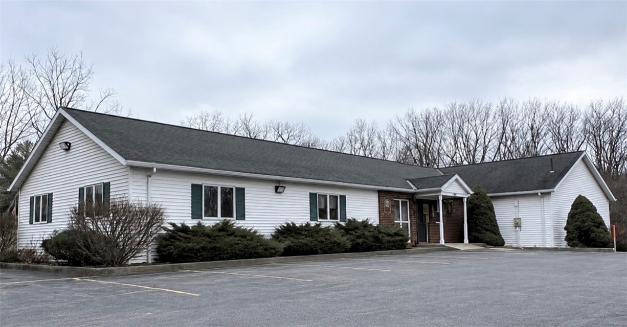 1130 Corporate Dr, Auburn, NY 13021