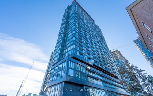 2111-19 Western Battery Rd, Toronto, ON, M6K0E3 | Card Image