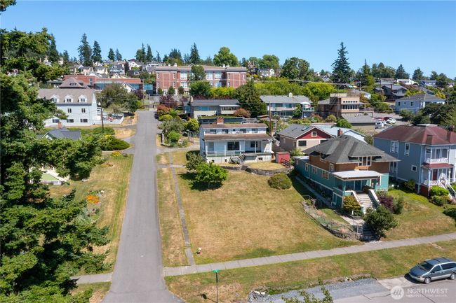 Exceptional lot in the heart of the south hill neighborhood, this is such a rare opportunity! | Image 8