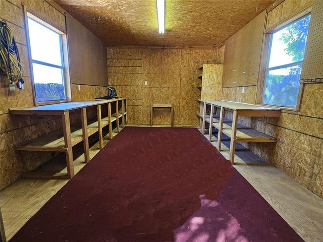 Complete your Projects on the Built-In Work Benches | Image 15