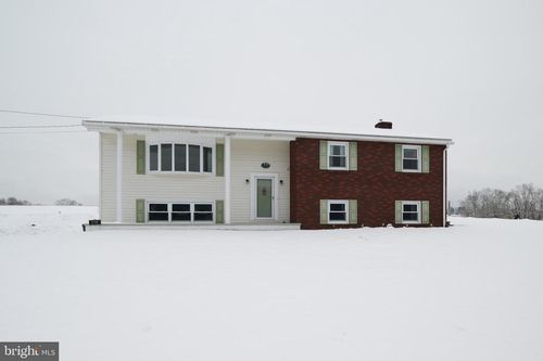 574 Buffalo Run Rd, BELLEFONTE, PA, 16823-8570 | Card Image