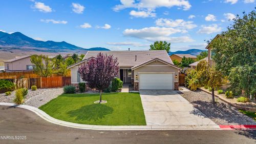 831 Ballybunion Dr, Dayton, NV, 89403-8816 | Card Image