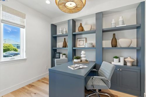 1937 Grand St, Alameda, CA, 94501 | Card Image
