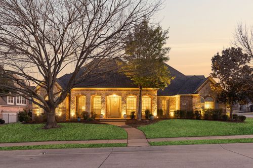 411 Country Pl, Colleyville, TX, 76034-7598 | Card Image