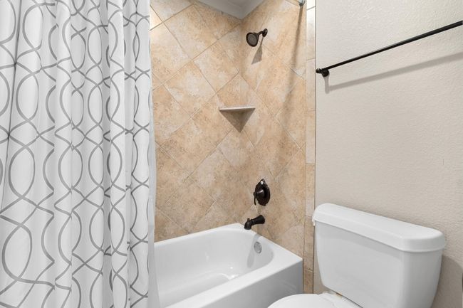 404 Oak Meadow Dr, House other with 4 bedrooms, 3 bathrooms and null parking in Georgetown TX | Image 36