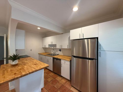 2-1640 Ne 4th Place, Fort Lauderdale, FL, 33301 | Card Image
