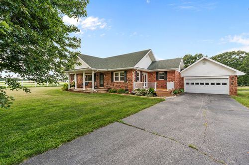3128 New Hope Rd, Fordland, MO, 65652-7172 | Card Image