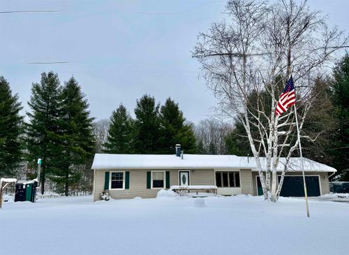 3745 Mason Rd, Grawn, MI, 49637-9560 | Card Image
