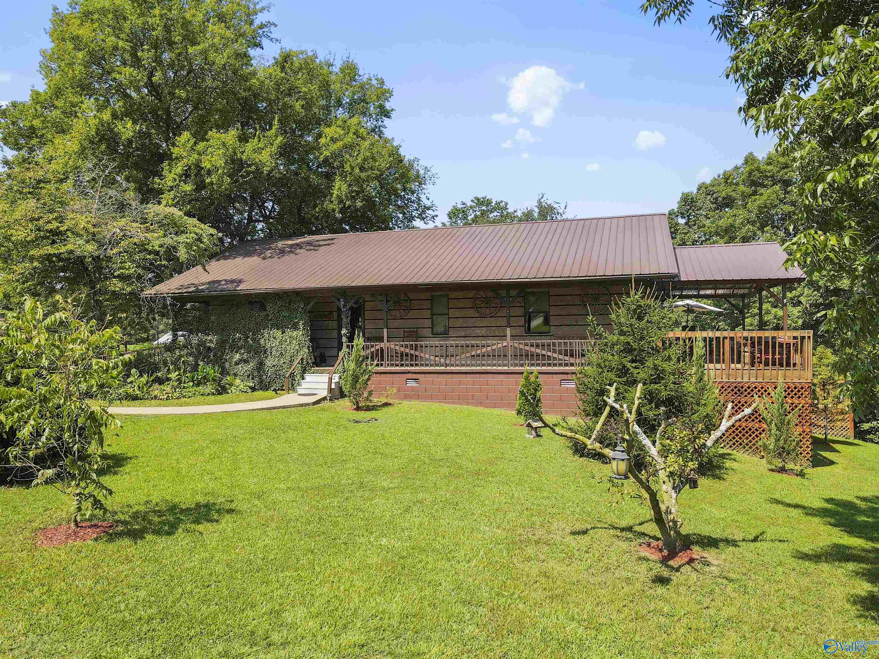 Rose Rd, Albertville, AL 35951