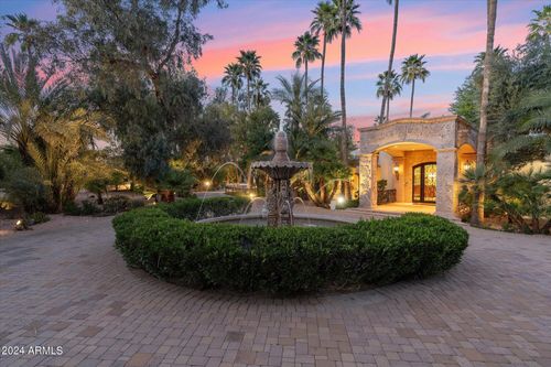 6412 E Doubletree Ranch Rd, Paradise Valley, AZ, 85253-1827 | Card Image