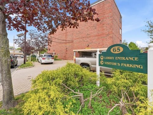 3d-65 Fairview St, Palisades Park, NJ, 07650-1075 | Card Image
