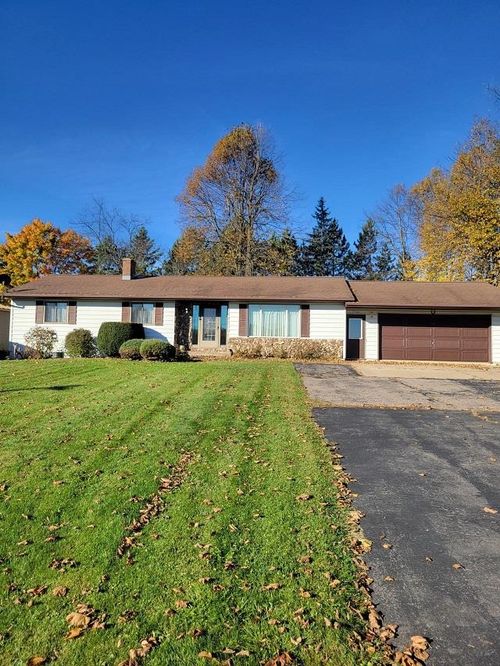 11207 Main St, HEWITT, WI, 54441-9007 | Card Image