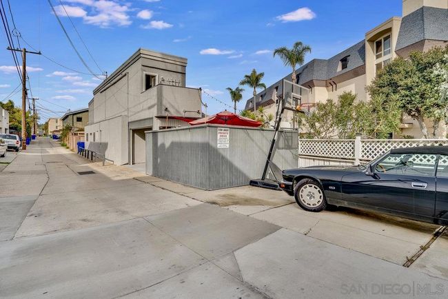 4010 Crown Point Dr, House other with 2 bedrooms, 3 bathrooms and 2 parking in San Diego CA | Image 34
