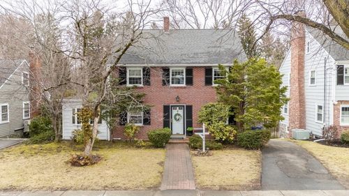 484 Brook Rd, Milton, MA, 02186-2821 | Card Image