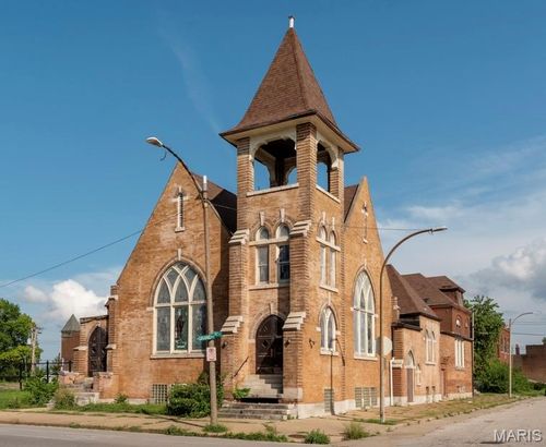 1524 Grand Blvd, Saint Louis, MO, 63107-1428 | Card Image